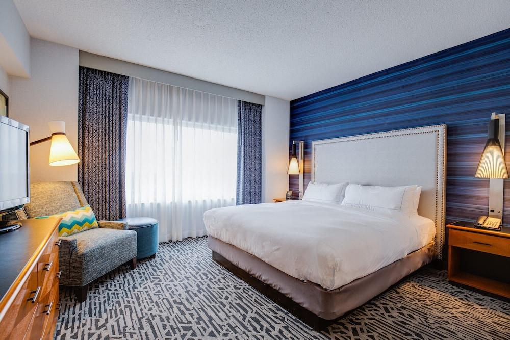 Doubletree Suites By Hilton Hotel & Conference Center Chicago-דאונרס גרוב מראה חיצוני תמונה